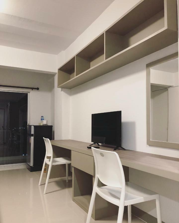 Huahin Terminal Hotel Стая снимка